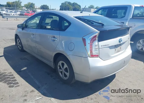 2015 Toyota Prius Two z USA, uszkodzony, nr VIN JTDKN3DU8F0481696